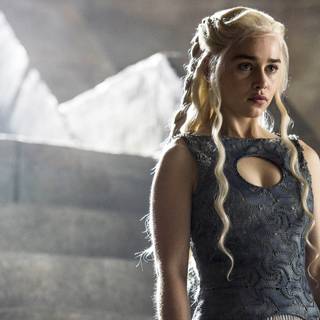 Emilia Clarke GOT wallpaper
