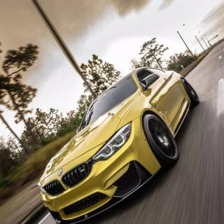 BMW yellow wallpaper
