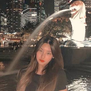 Yeji aesthetic wallpaper