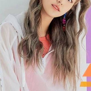 Yeji aesthetic wallpaper