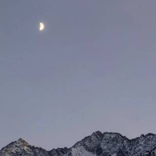 Redmi 720x1600 wallpaper