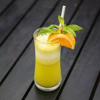 Refreshing mint wallpaper