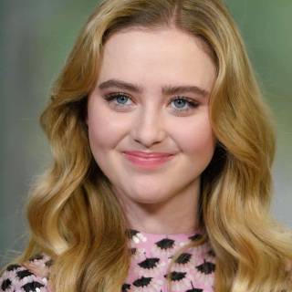 Kathryn Newton iPhone wallpaper