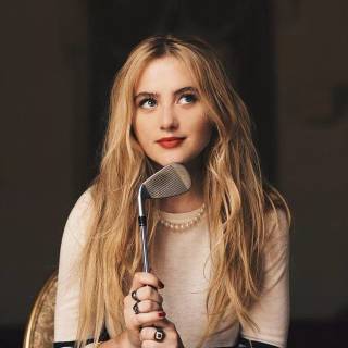 Kathryn Newton iPhone wallpaper