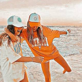 Preppy friends wallpaper