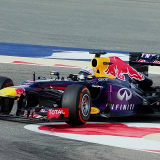 Red Bull RB9 wallpaper