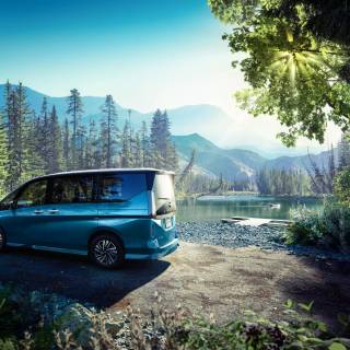 Nissan Serena wallpaper