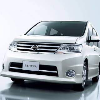 Nissan Serena wallpaper