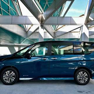 Nissan Serena wallpaper