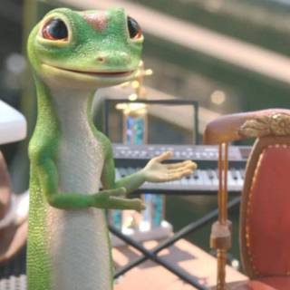 Geico lizard wallpaper