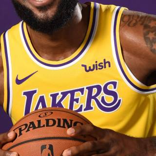 NBA iPhone 13 wallpaper