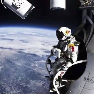 iPhone XR astronaut wallpaper