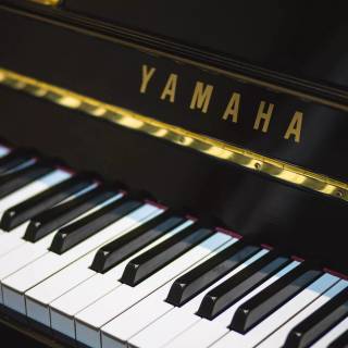 Piano desktop wallpaper