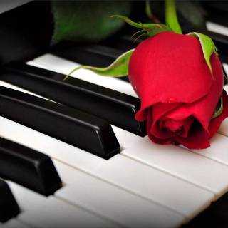 Piano desktop wallpaper