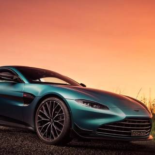 Aston Martin mobile wallpaper