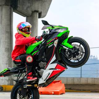 Kawasaki Ninja ZX-25RR wallpaper