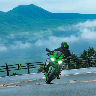 Kawasaki Ninja ZX-25RR wallpaper