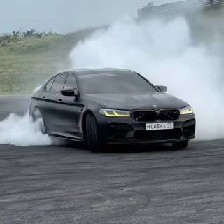 BMW M5 drift wallpaper
