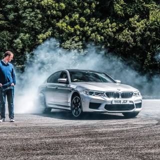BMW M5 drift wallpaper