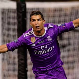 Purple Ronaldo wallpaper