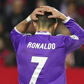Purple Ronaldo wallpaper