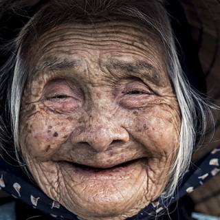 Old grandma wallpaper