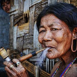 Old grandma wallpaper