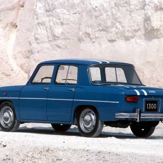 Renault R8 wallpaper