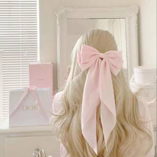 Hair bow wallpaper
