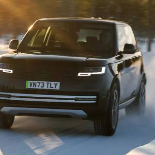 Range Rover electric wallpaper