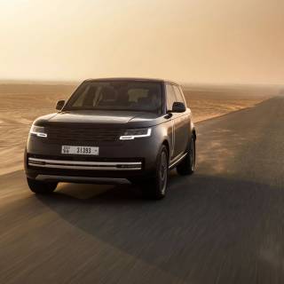 Range Rover electric wallpaper