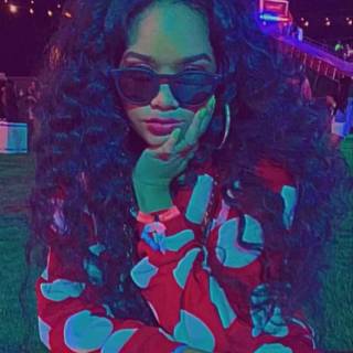 The singer H.E.R. wallpaper