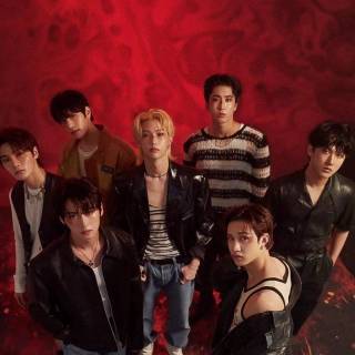 Stray Kids red wallpaper