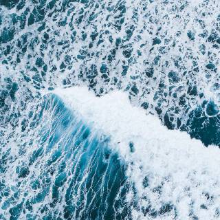 Sea aesthetic laptop wallpaper