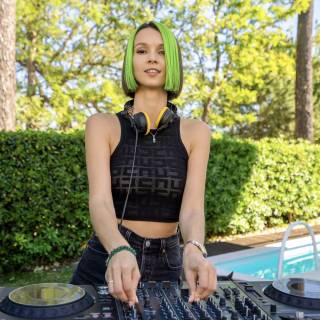 Miss Monique wallpaper