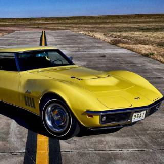 Yellow Corvette wallpaper