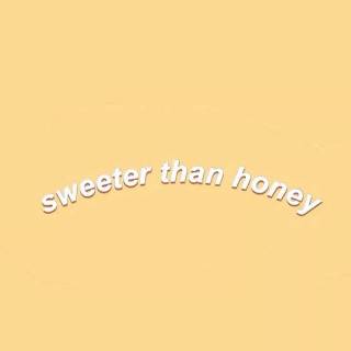 Pastel yellow collage wallpaper