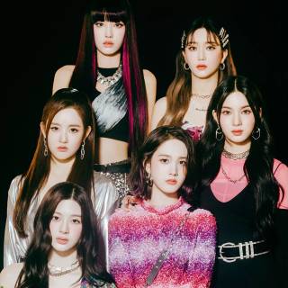 STAYC J wallpaper