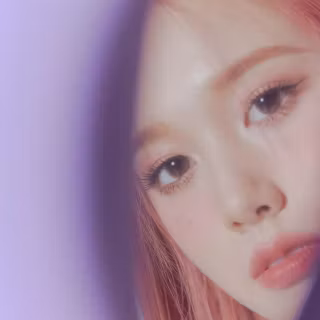 STAYC J wallpaper