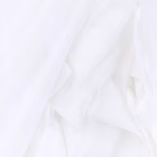 Plain white 4k wallpaper