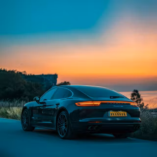 Porsche Panamera 4k wallpaper