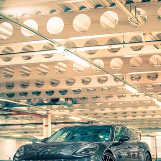 Porsche Panamera 4k wallpaper