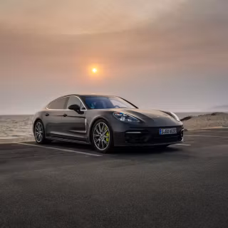 Porsche Panamera 4k wallpaper