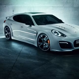 Porsche Panamera 4k wallpaper