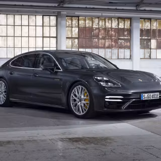 Porsche Panamera 4k wallpaper