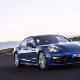 Porsche Panamera 4k wallpaper
