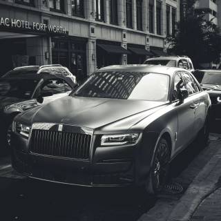 Black and white car phone wallpaper