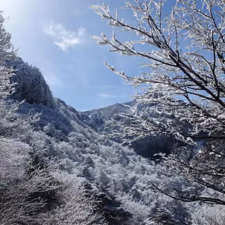 Snow mountains iPhone wallpaper