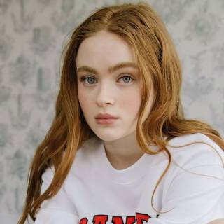Sadie Sink desktop wallpaper