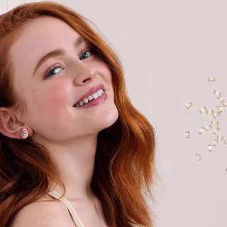 Sadie Sink desktop wallpaper